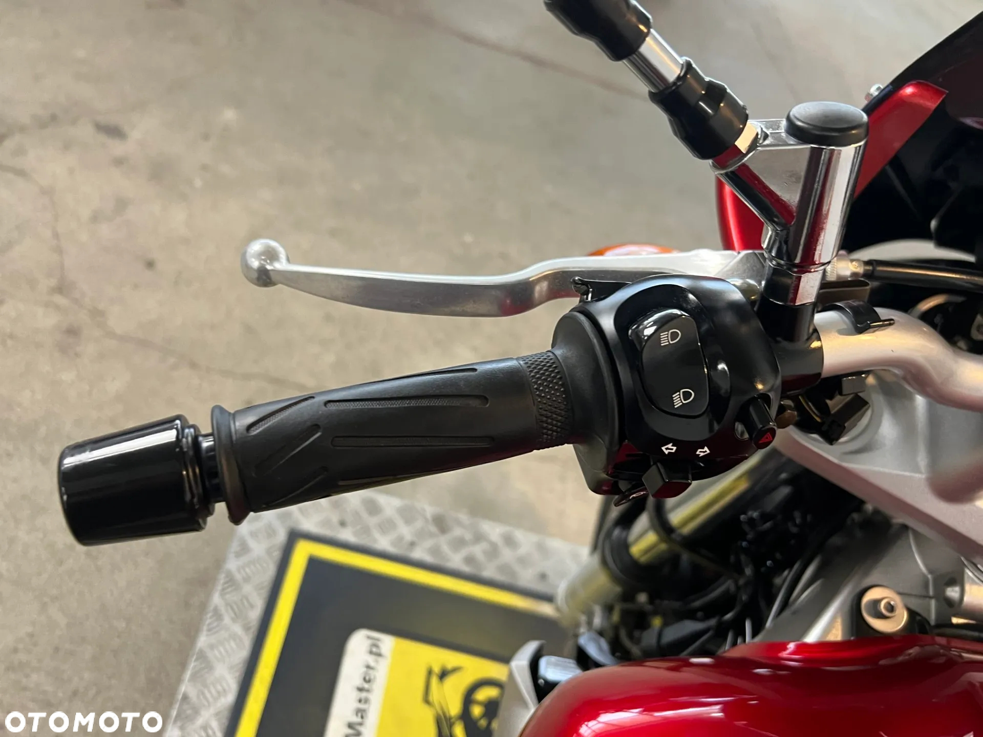 Yamaha FZ - 20