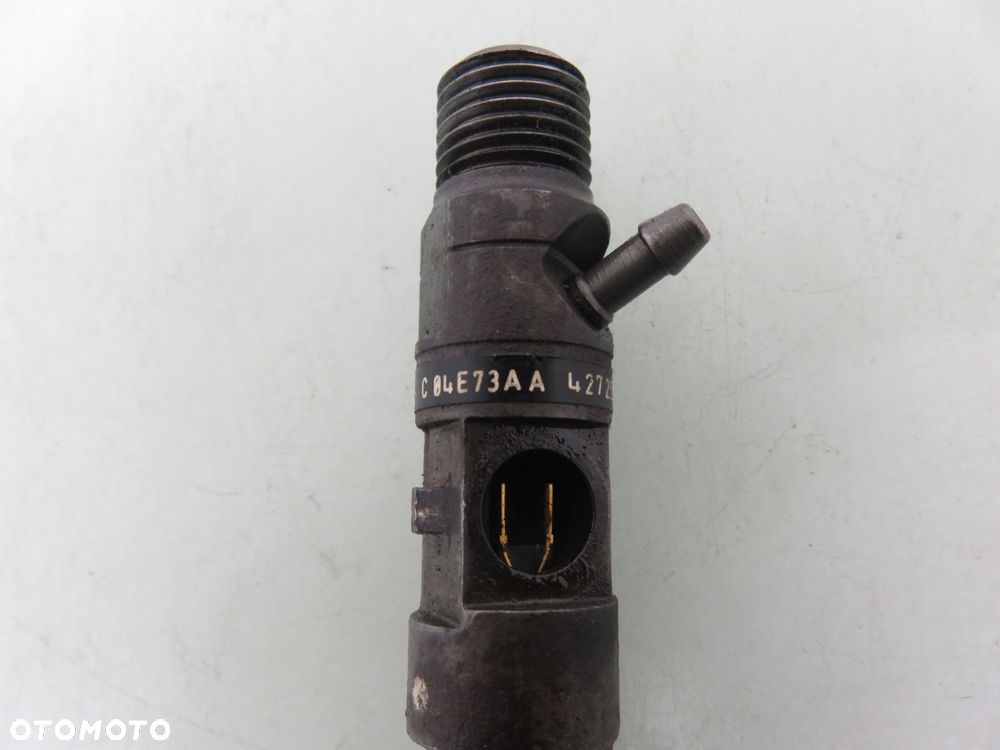 WTRYSKIWACZ RENAULT MEGANE II 1.5 dCi 86 - K9K 724 8200049873 - 4