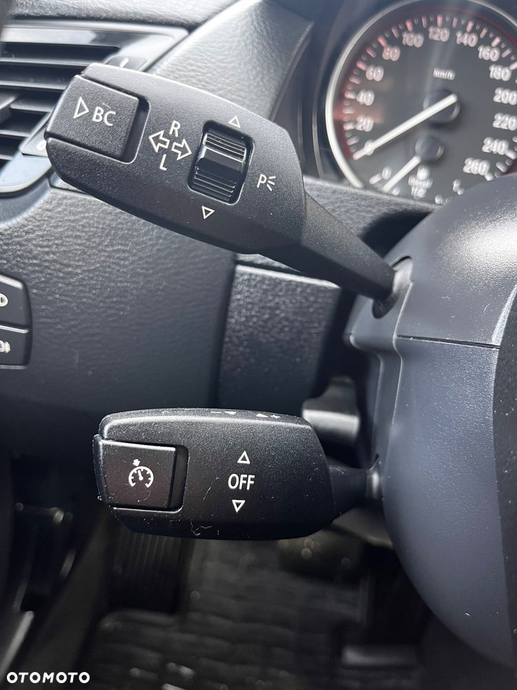 BMW X1 xDrive18d Sport Line - 26