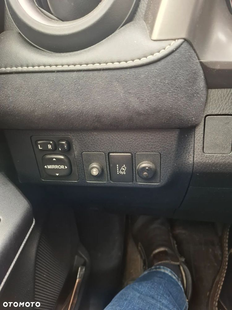 Toyota RAV4 Hybrid Prestige 4x4 - 9