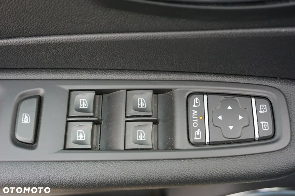 Renault Captur - 14