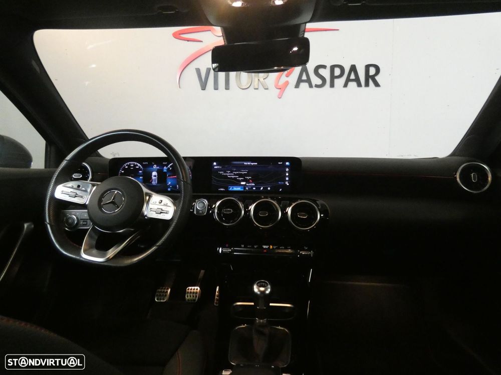 Mercedes-Benz A 180 d AMG Line - 21