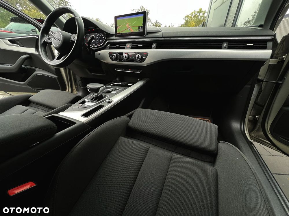 Audi A4 Avant 2.0 TFSI ultra S tronic sport - 16