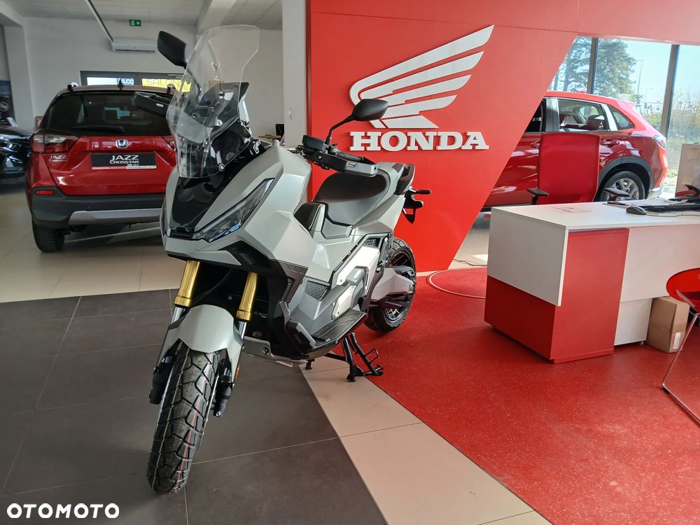 Honda X-ADV - 1