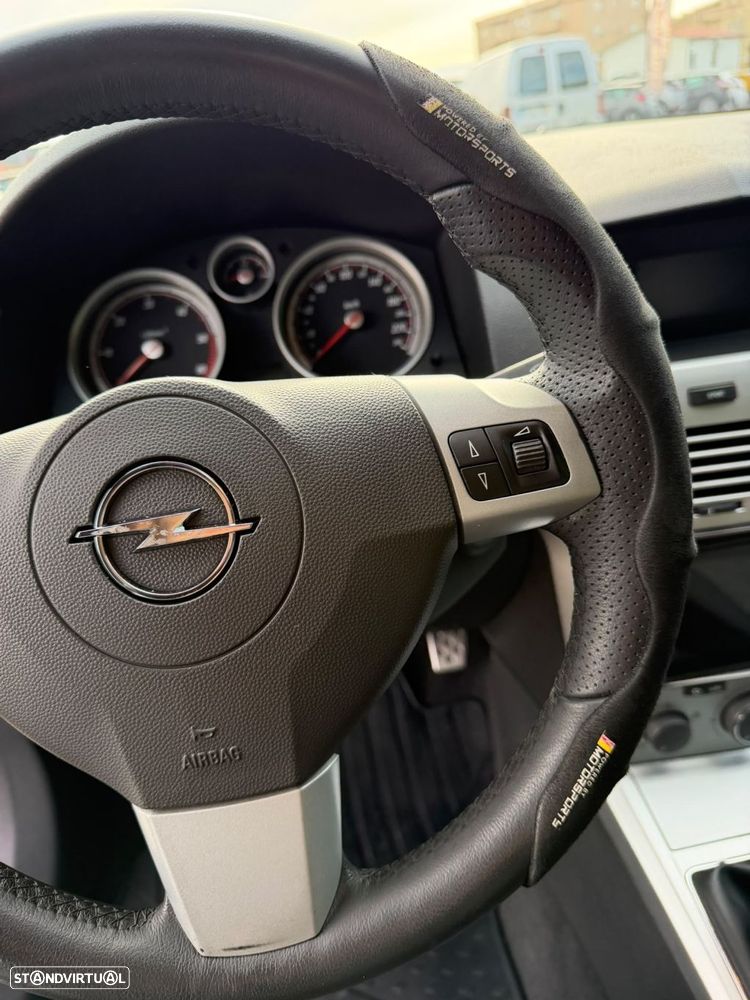 Opel Astra GTC 1.7 CDTi - 27