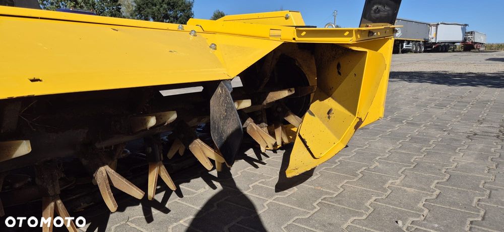 New Holland F320P - 17