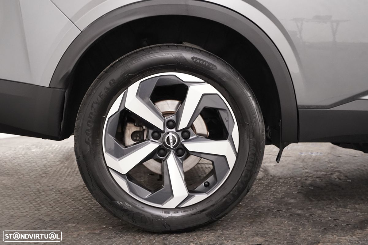 Nissan Qashqai 1.3 DIG-T N-Connecta Xtronic - 5