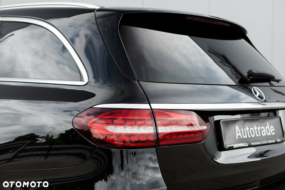 Mercedes-Benz Klasa E - 14