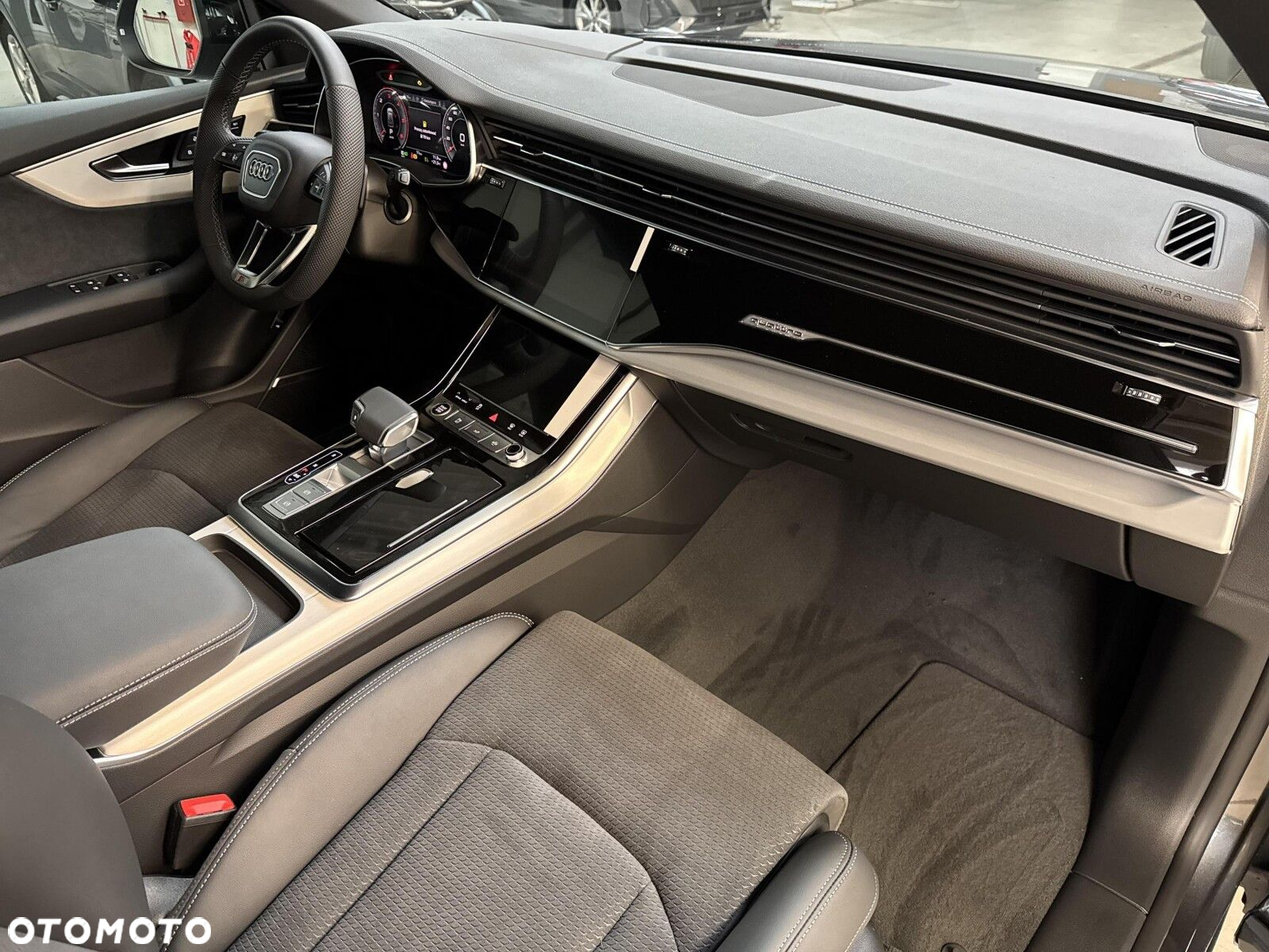 Audi Q8 - 11