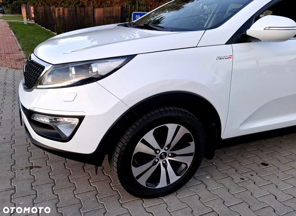 Kia Sportage 2.0 CRDI 4WD Automatik Dream-Team Edition - 12