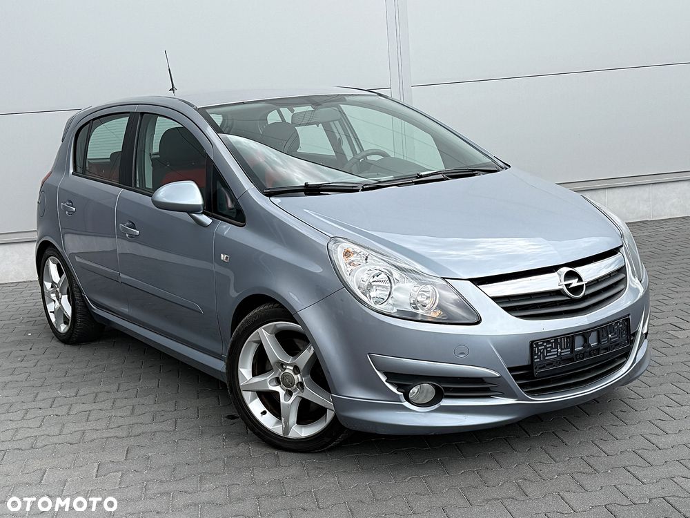 Opel Corsa 1.6 Turbo GSi - 1
