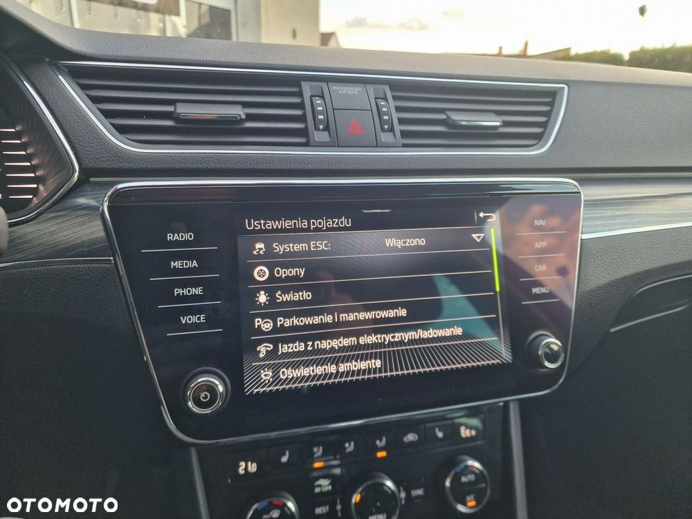 Skoda Superb 1.4 TSI Plug-In Hybrid Style DSG - 32