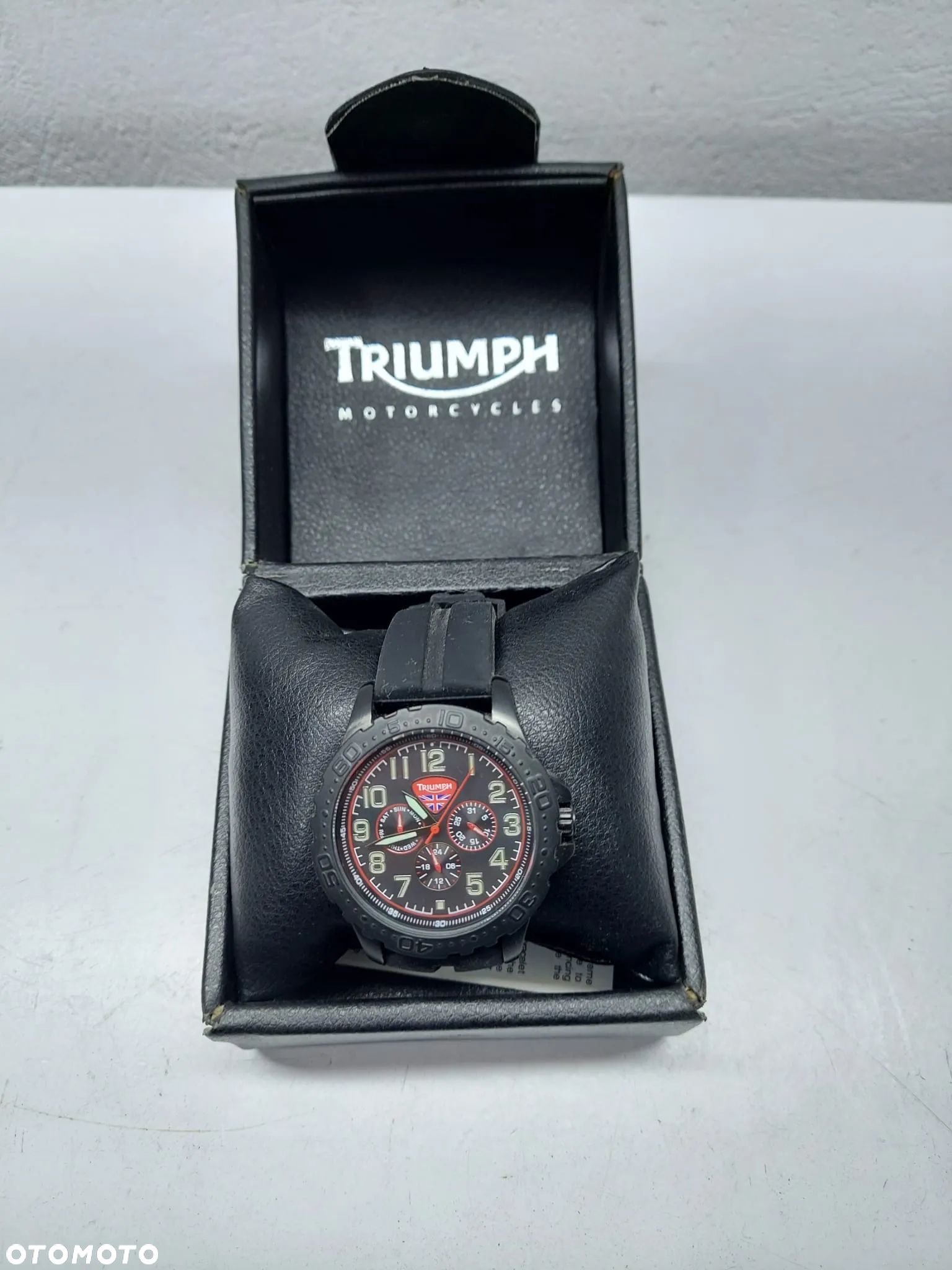 Zegarek Triumph - 1