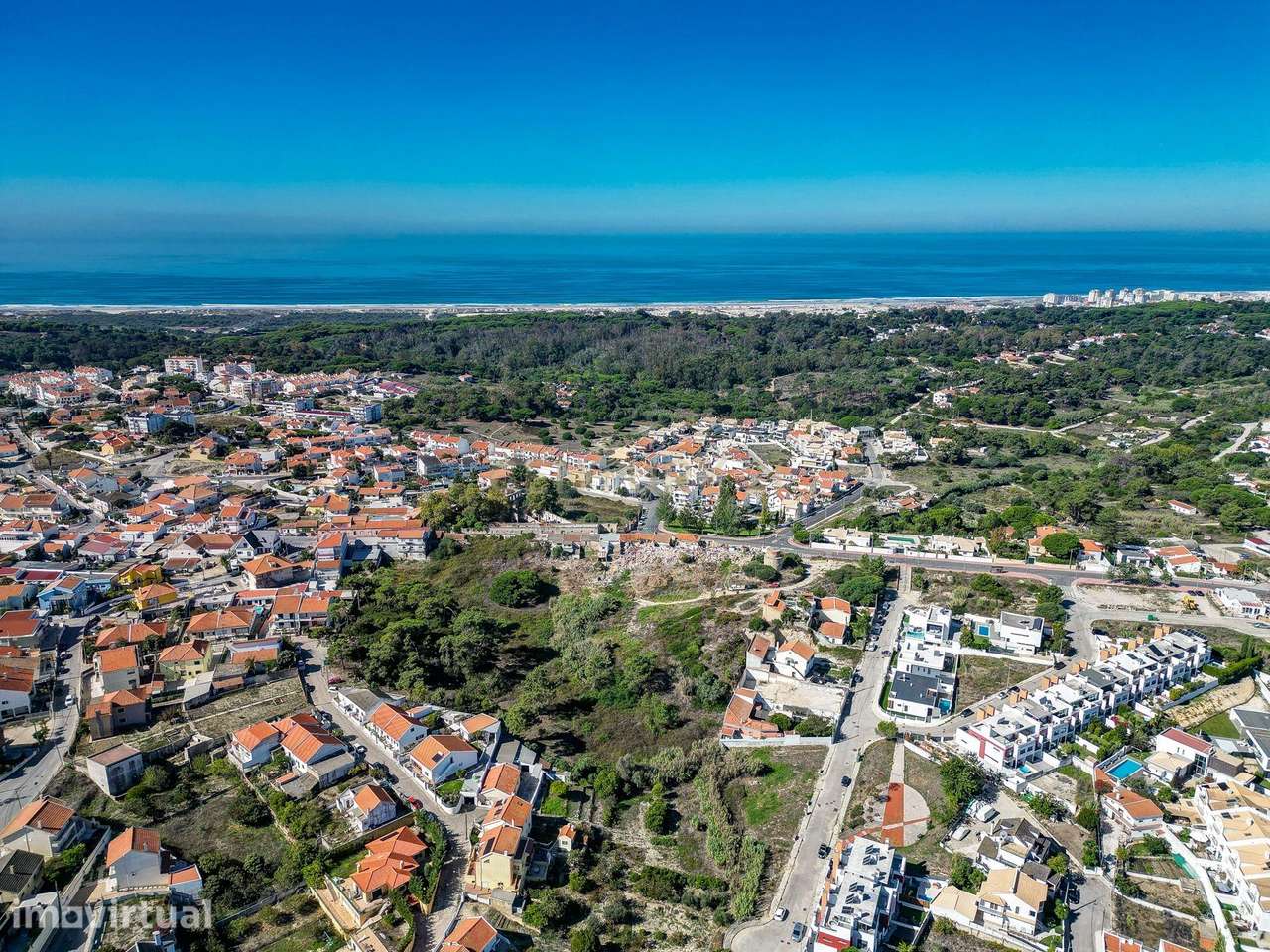 Propriedade urbana 21.116m2, 1.320m2 de construção, a 3km das praias d - Grande imagem: 3/33