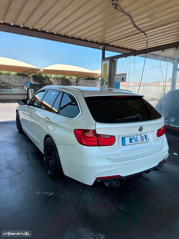 BMW 320 d Auto Line Sport — fotografia 12