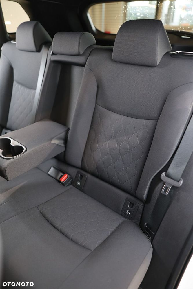 Toyota Corolla Cross - 14