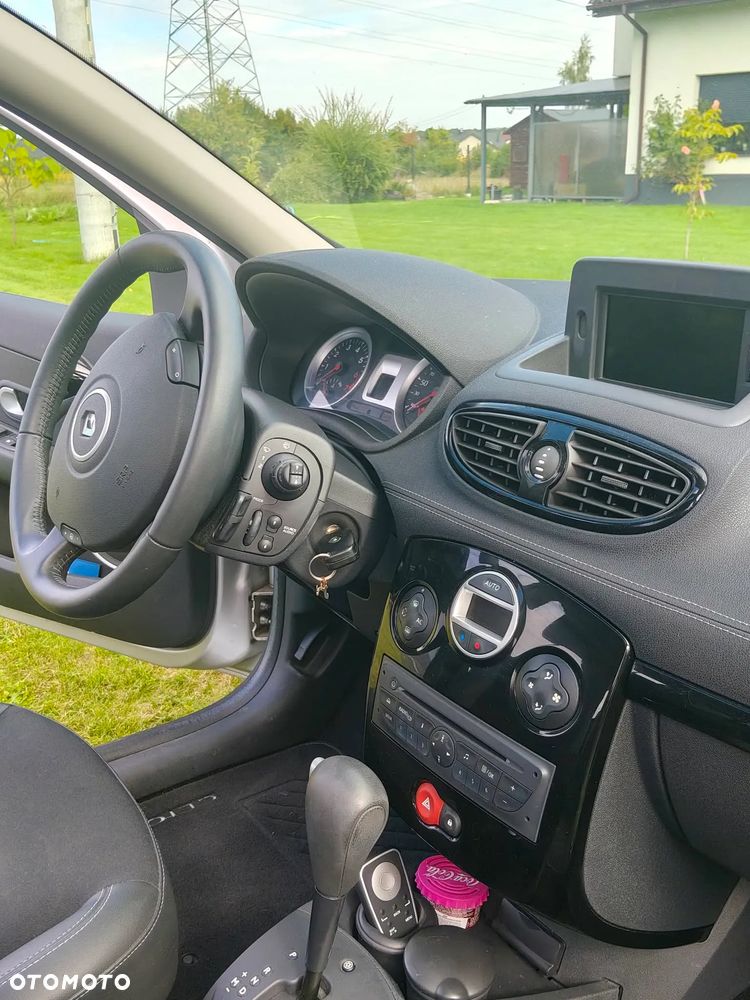 Renault Clio 1.6 16V Night&Day - 21