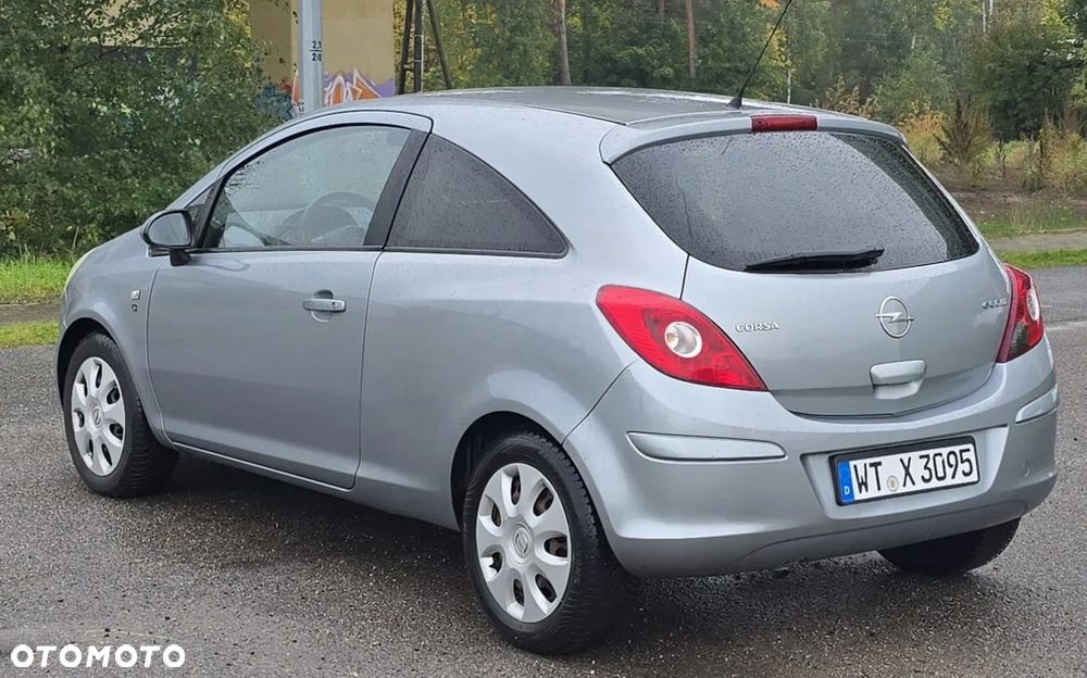 Opel Corsa 1.2 16V Edition / Active - 7