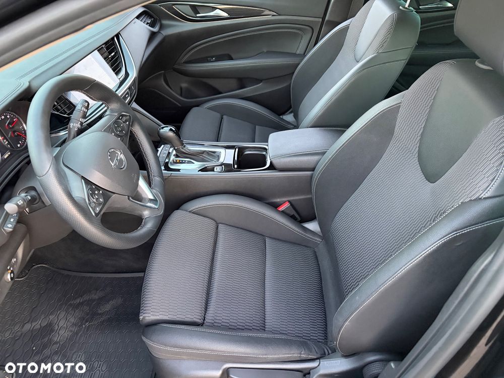 Opel Insignia 2.0 BiTurbo D 4x4 Automatik Innovation - 9