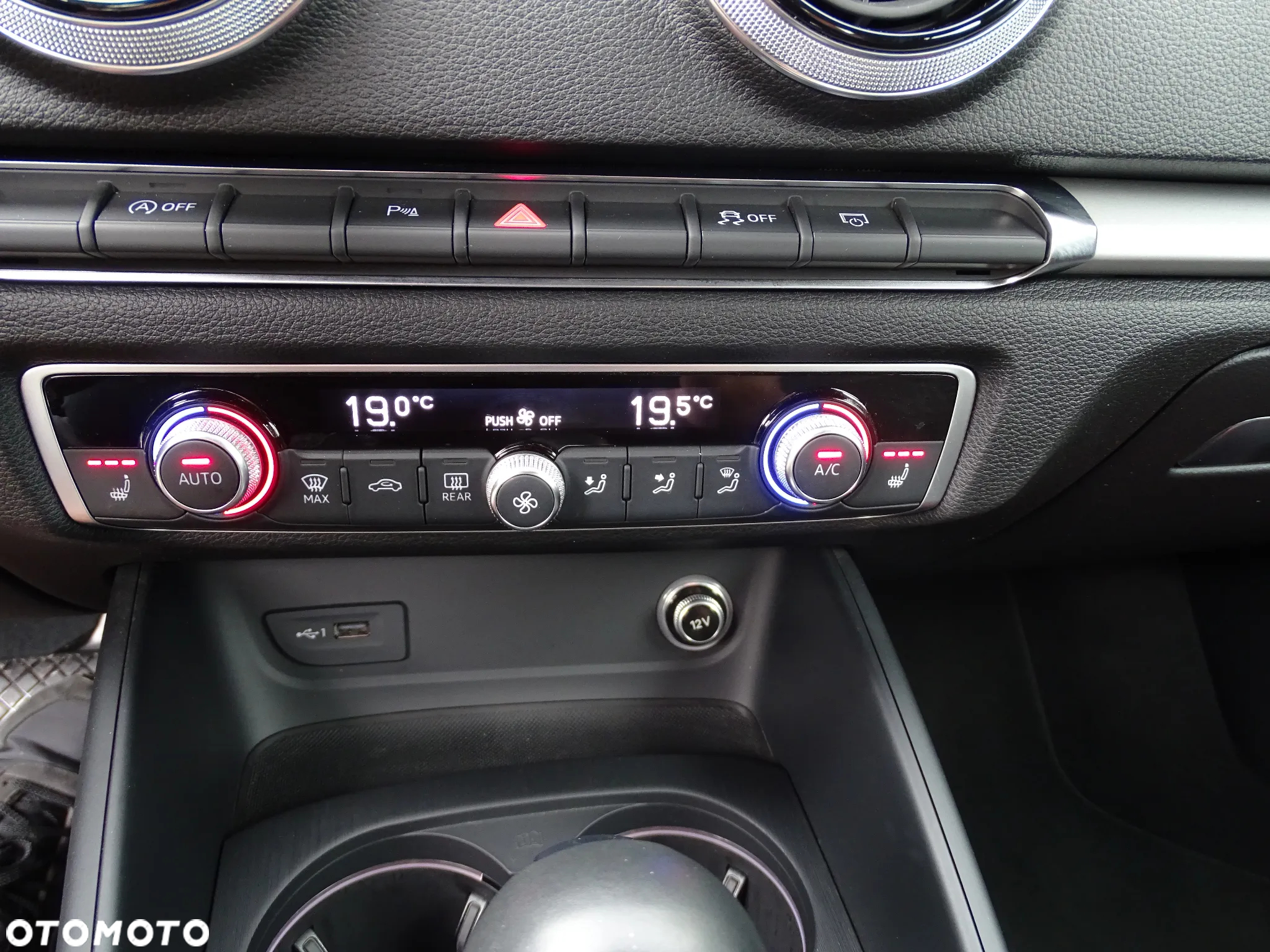 Audi A3 35 TFSI S tronic - 19