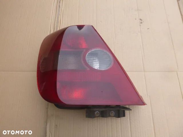LAMPA LEWY TYŁ LEWA TYLNA HONDA CIVIC VII 3D HB - 1