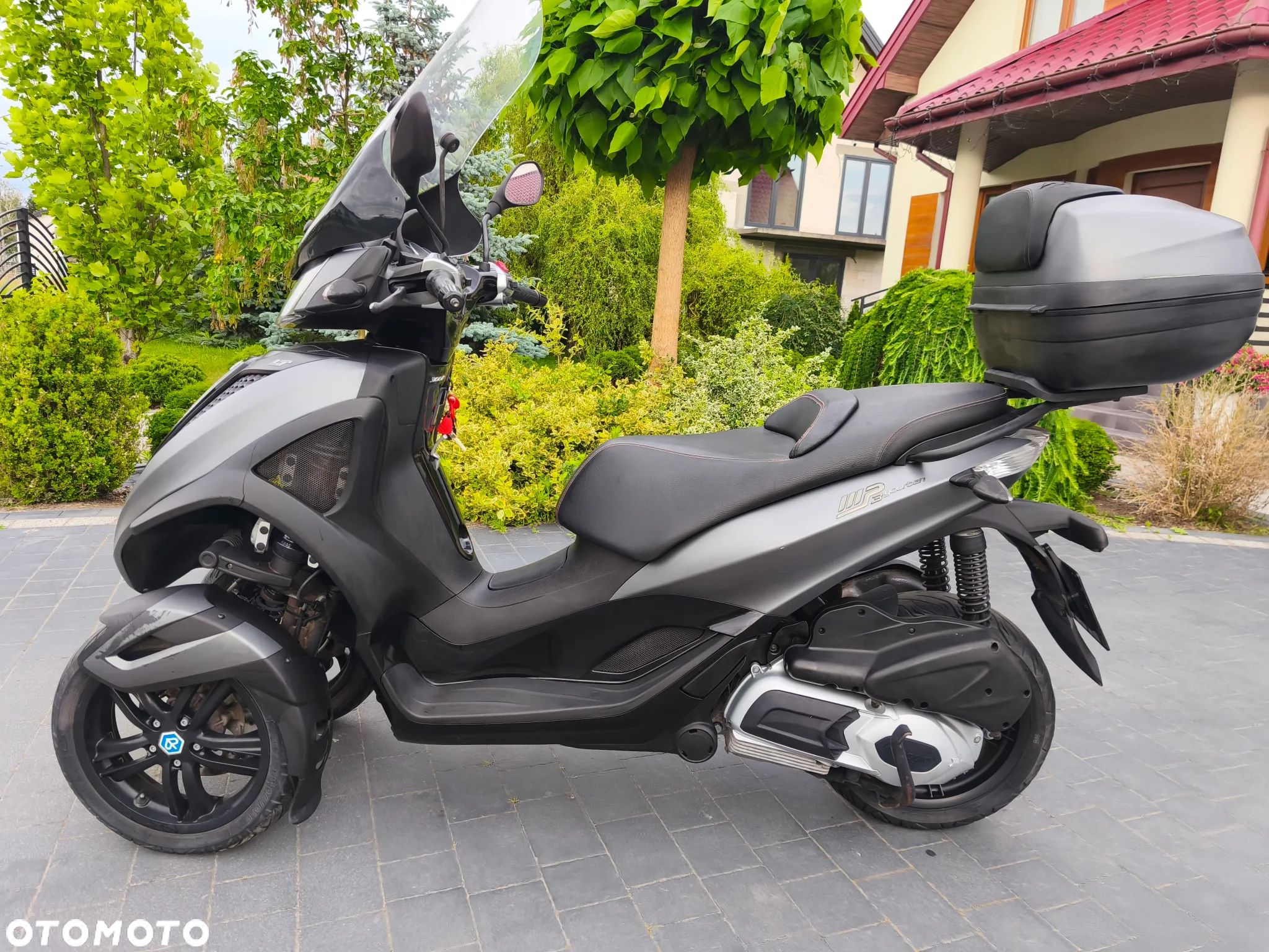 Piaggio MP-3 - 1