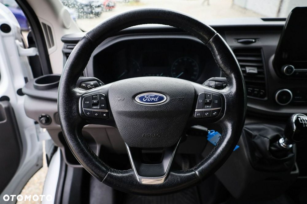 Ford Transit - 11