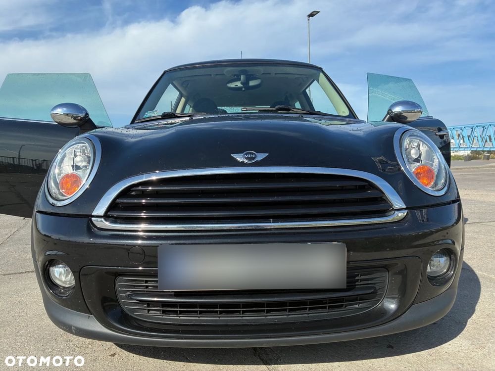 MINI ONE - 2