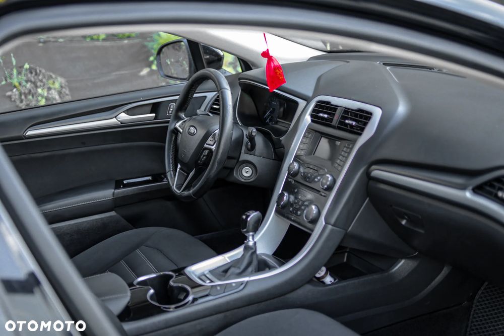 Ford Mondeo 2.0 TDCi Titanium - 8