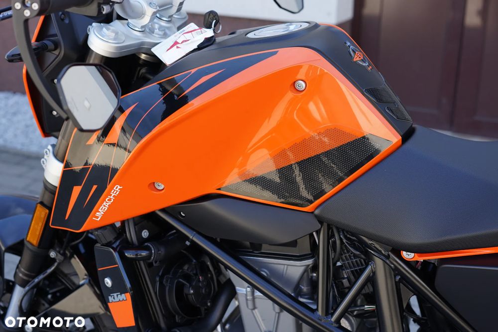 KTM Duke - 28
