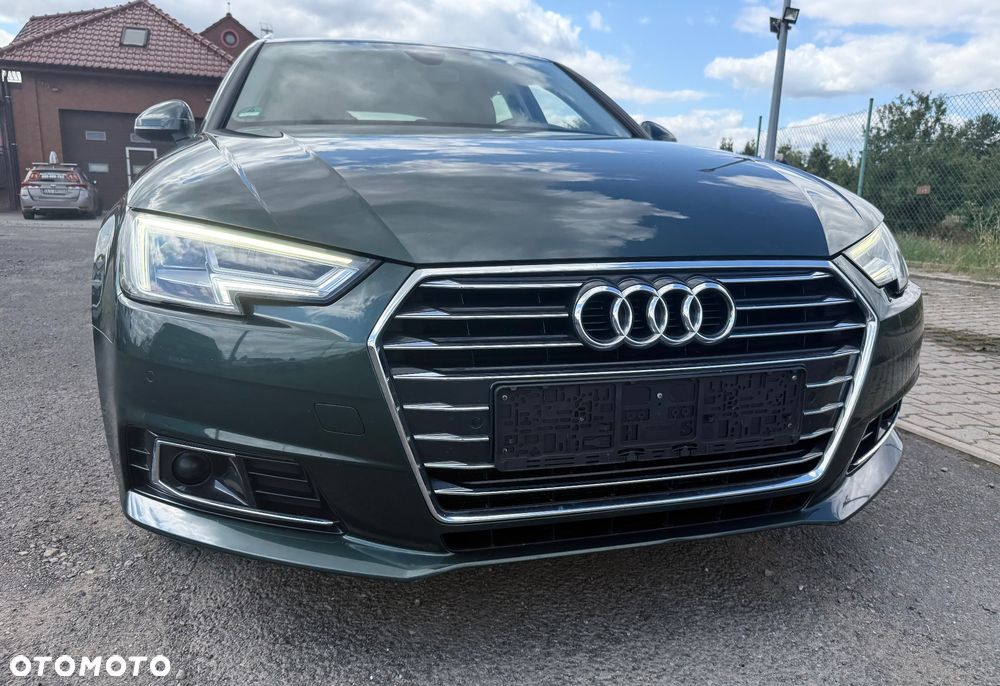 Audi A4 Avant 2.0 TDI ultra S tronic sport - 4