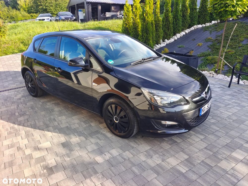 Opel Astra 1.4 T Cosmo - 4