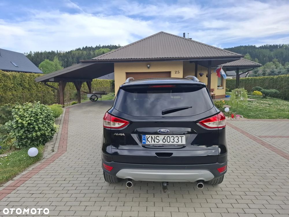 Ford Kuga 2.0 TDCi 4x4 Titanium - 4