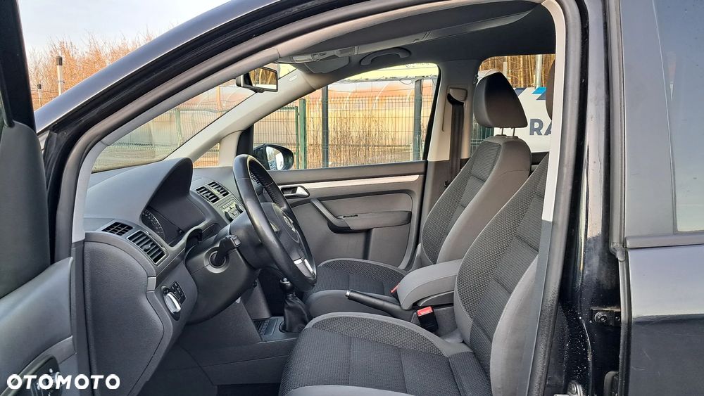 Volkswagen Touran 1.2 TSI BlueMot Comfortline - 8