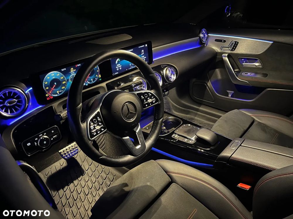 Mercedes-Benz Klasa A 250 4-Matic AMG Line 7G-DCT - 31