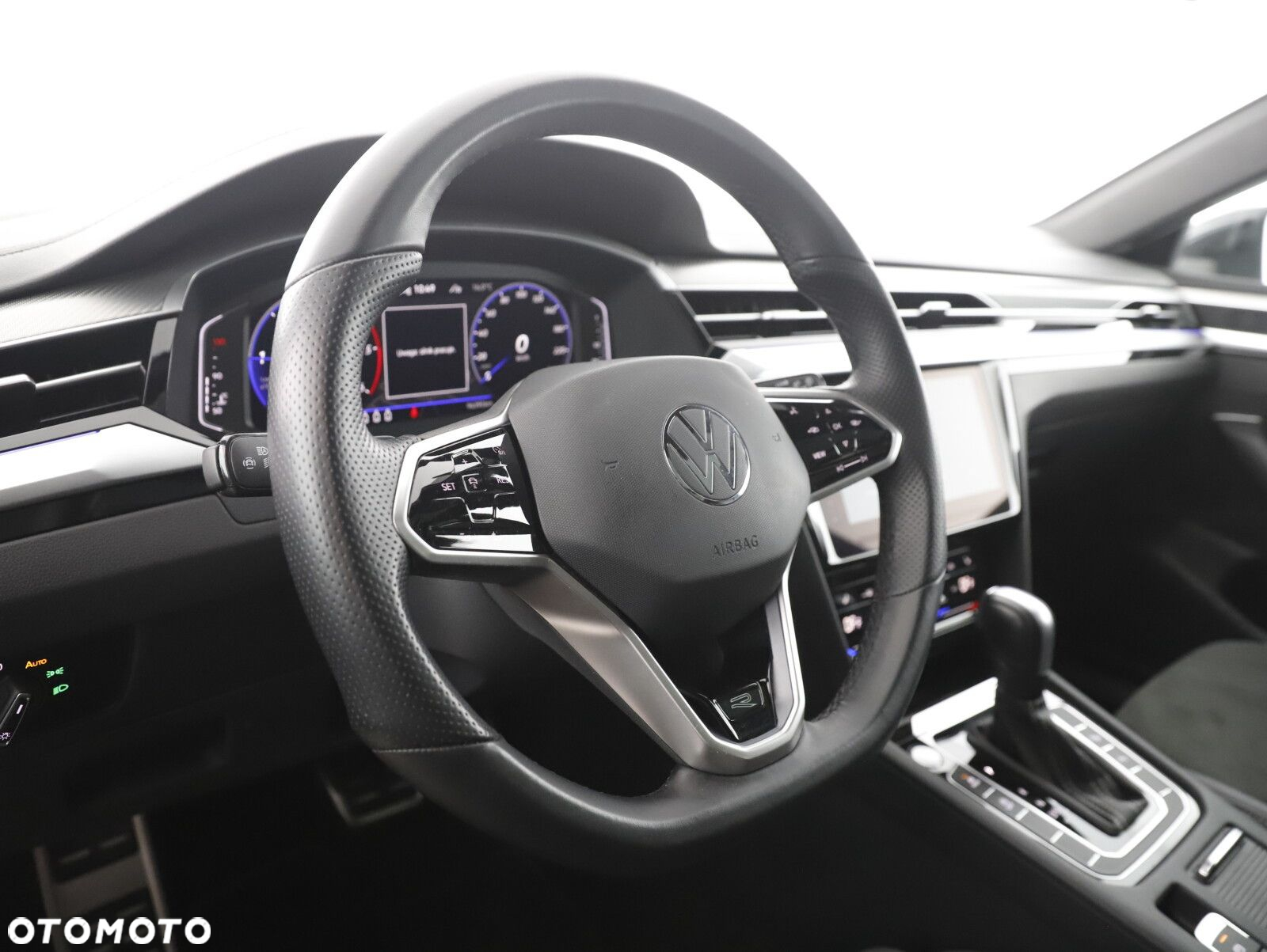 Volkswagen Arteon 2.0 TDI R-Line DSG - 12