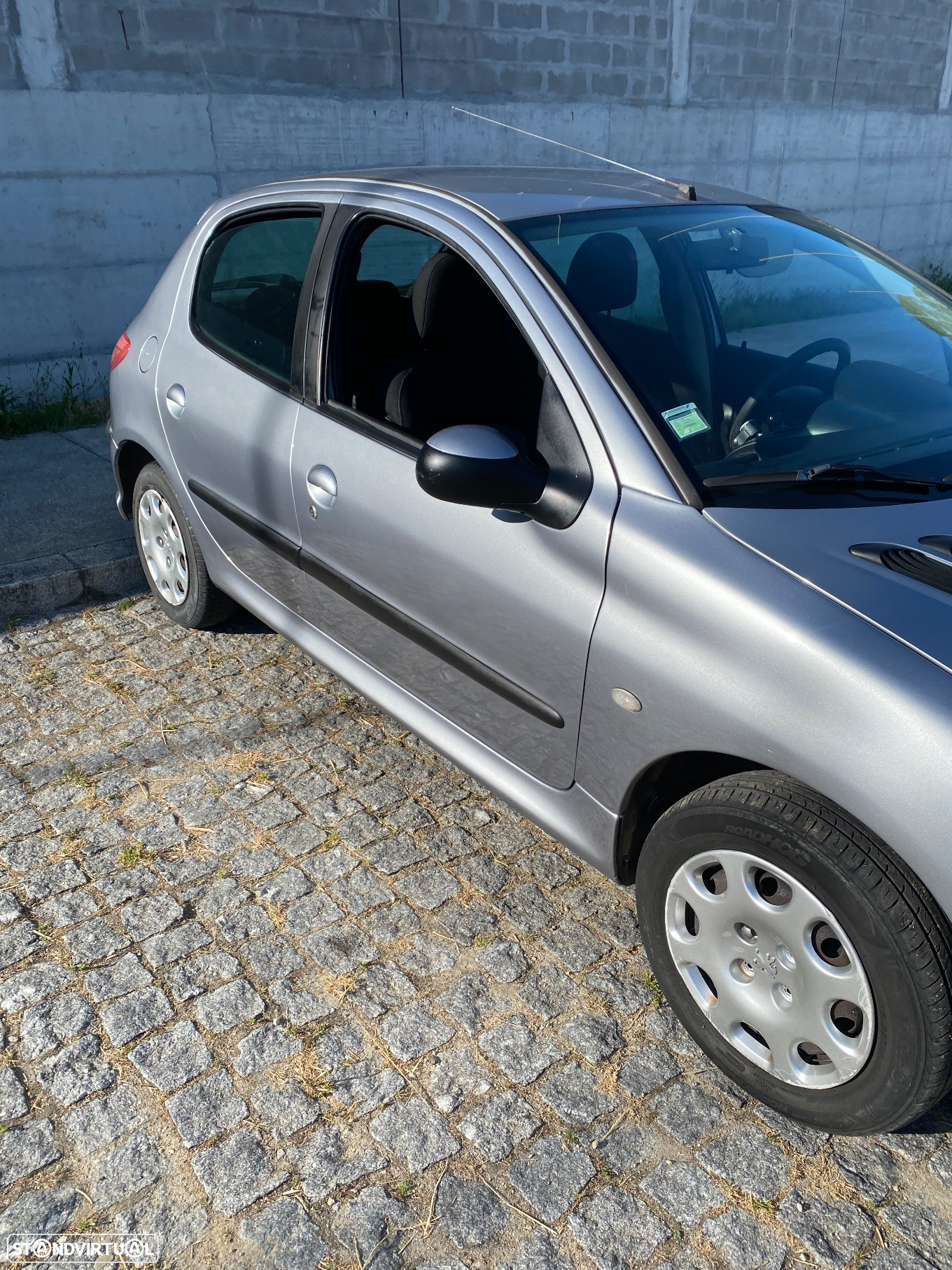 Peugeot 206 1.1 Black & Silver - 2