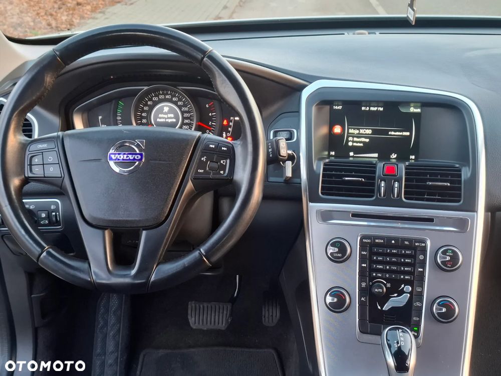 Volvo XC 60 D3 Geartronic Summum - 12