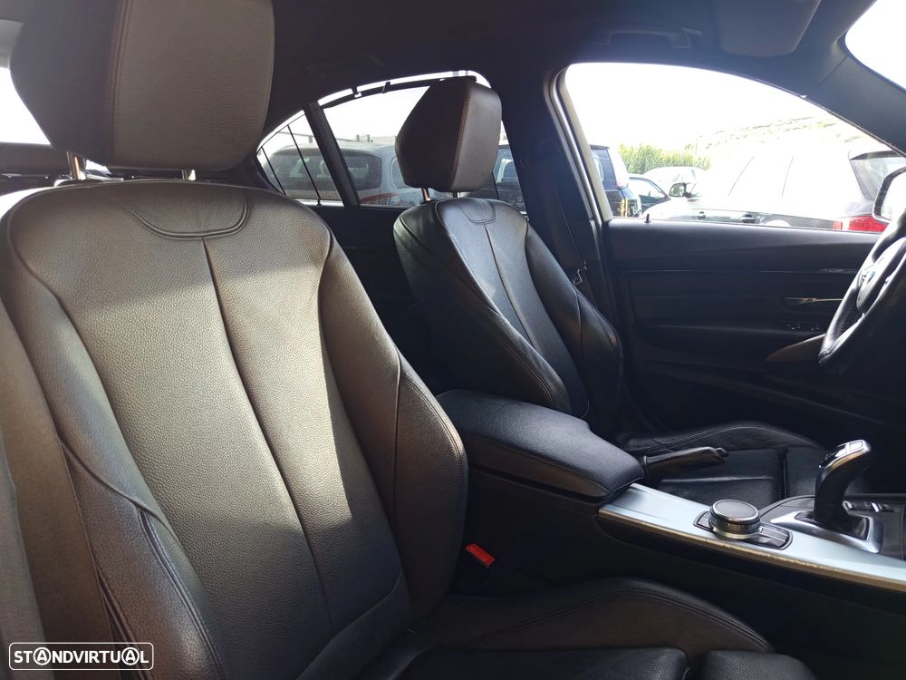 BMW 320 d Aut. M Sport - 39