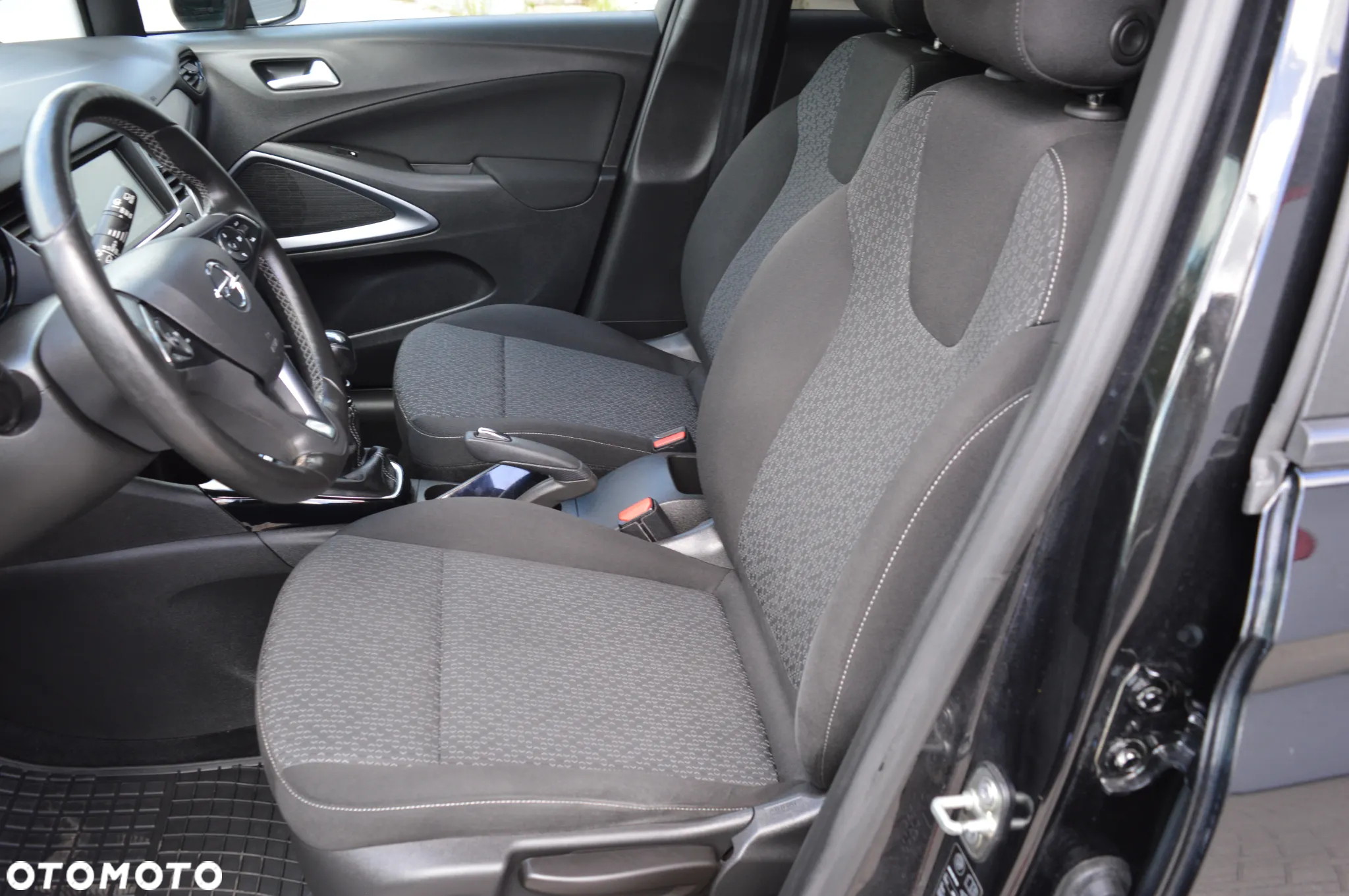 Opel Crossland X 1.2 Start/Stop Design Line - 19