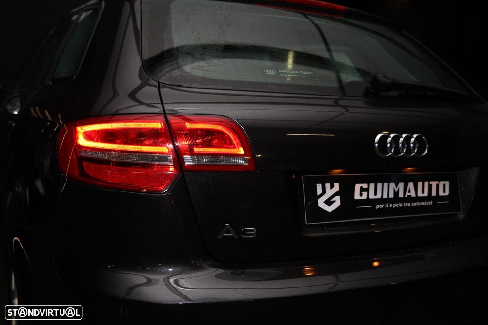 Audi A3 Sportback 1.6 TDI Attraction Special Edition - 10