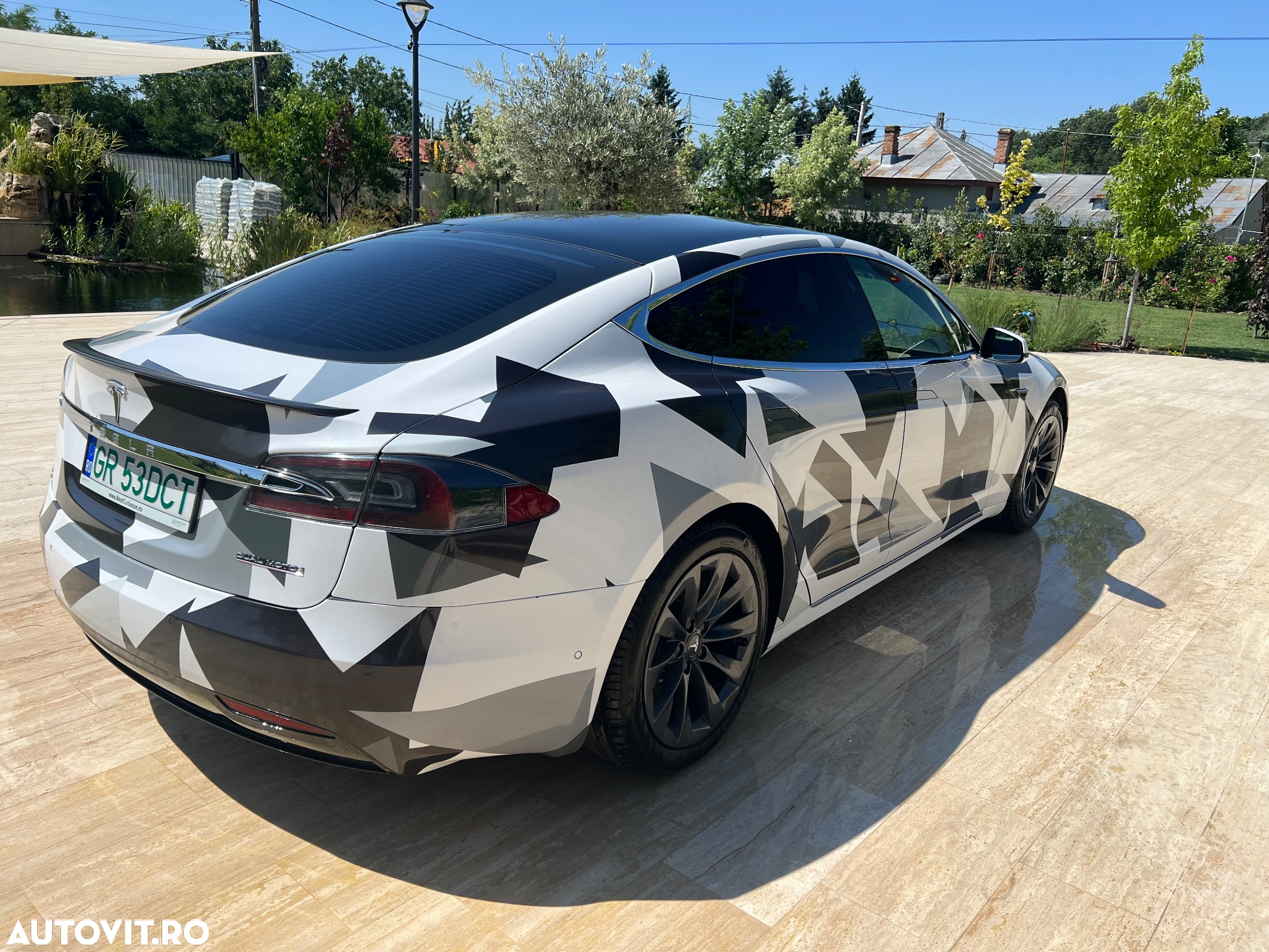 Tesla Model S Performance - 6