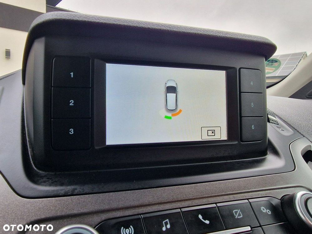 Ford Transit Connect - 14