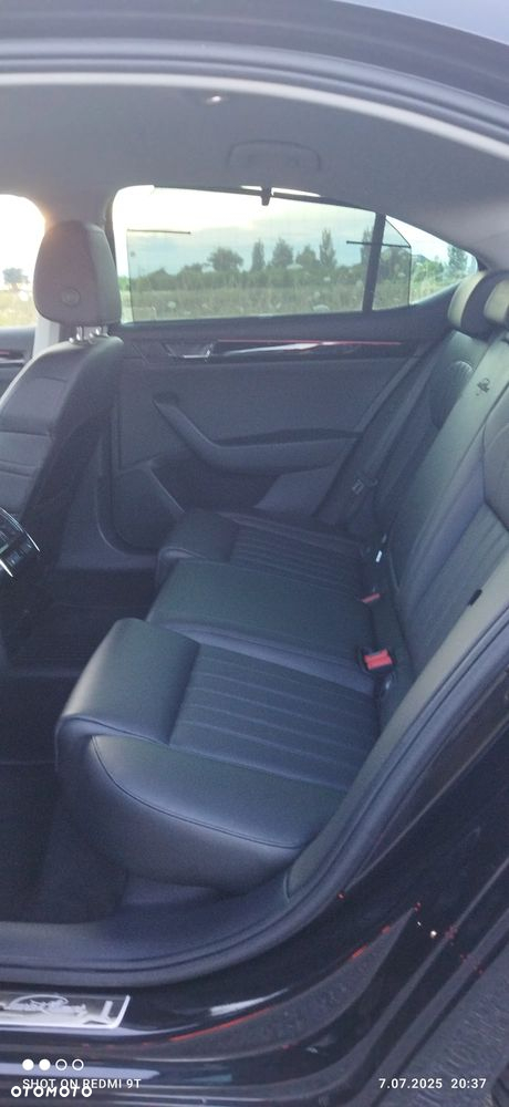 Skoda Superb 2.0 TDI 4x4 L&K DSG - 12