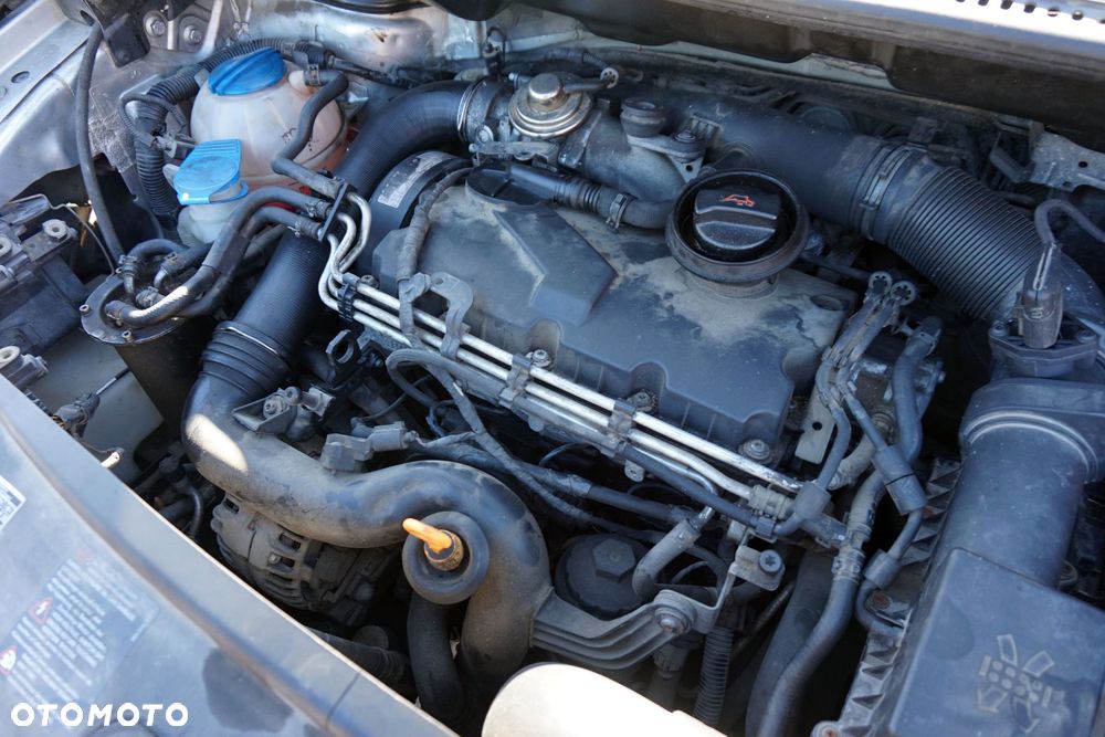 VOLKSWAGEN TOURAN I 1T 2006 LA7W 1.9 TDI BXE 105KM GQN SREBRNY na części - 10