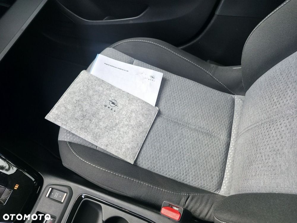 Opel Corsa - 25