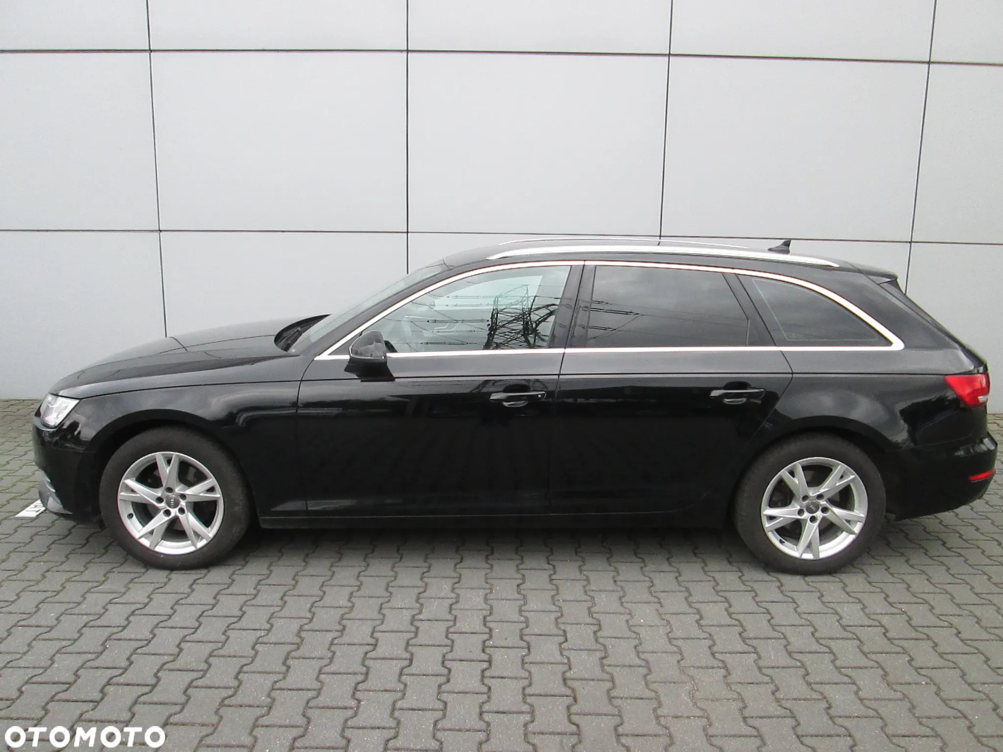 Audi A4 Avant 2.0 TFSI ultra S tronic - 13