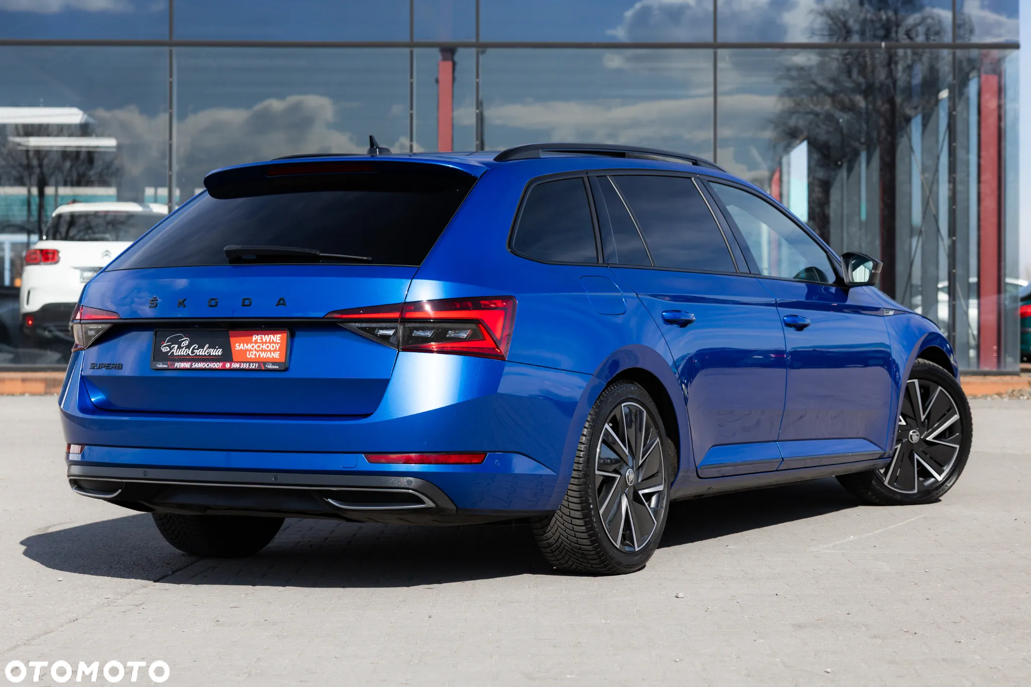 Skoda Superb 2.0 TDI DSG Sportline - 8
