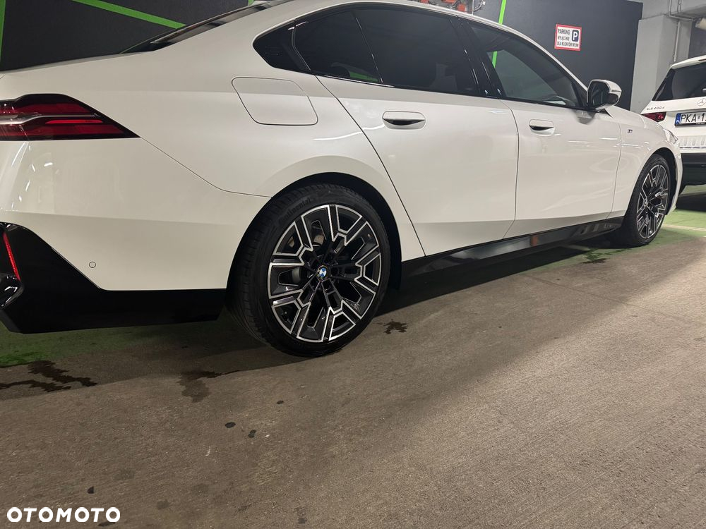 BMW Seria 5 - 10