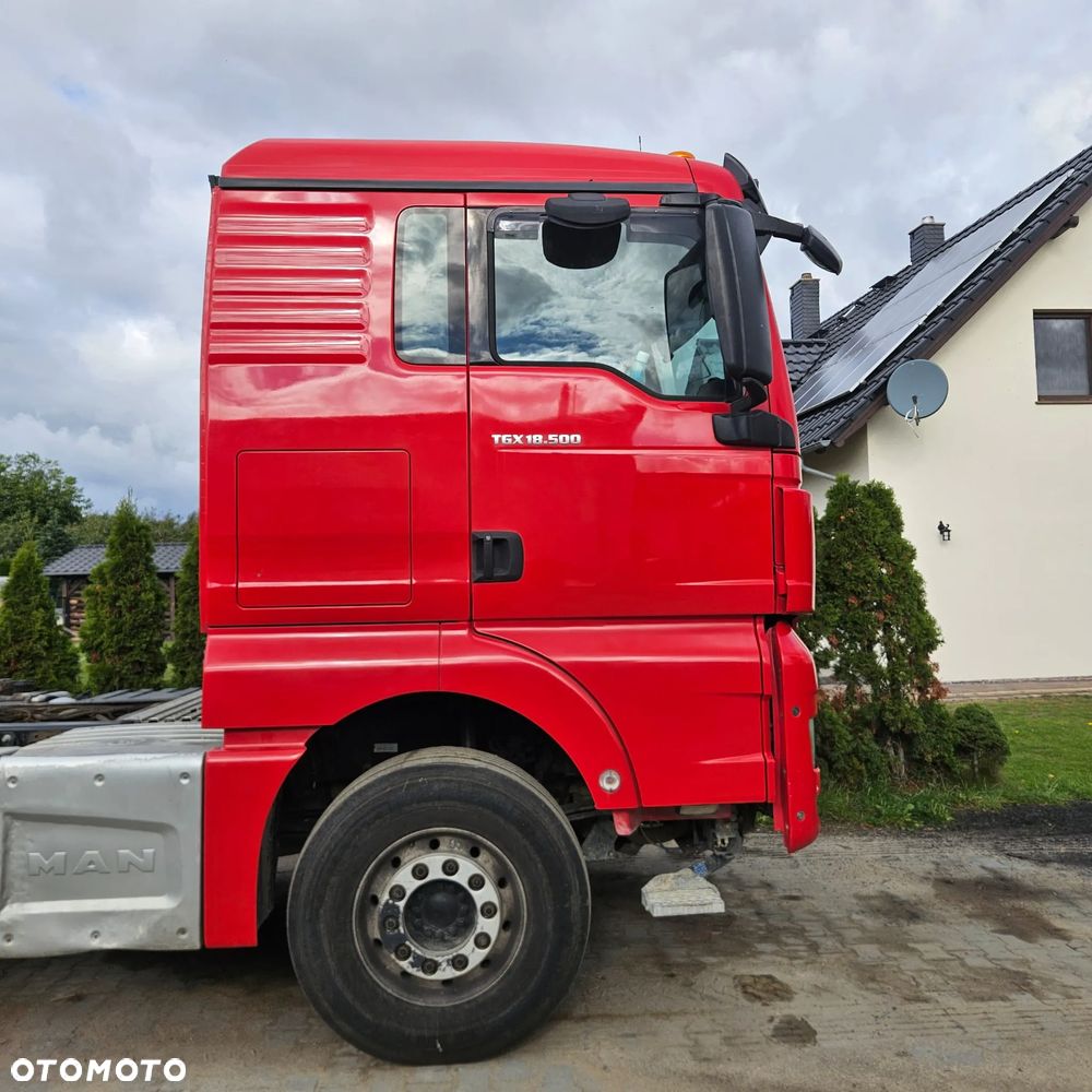MAN TGX - 25